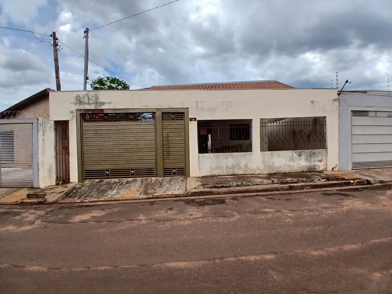 🏡 CASA AMPLA À VENDA OU TROCA – VILA BELA | CAMPO GRANDE-MS