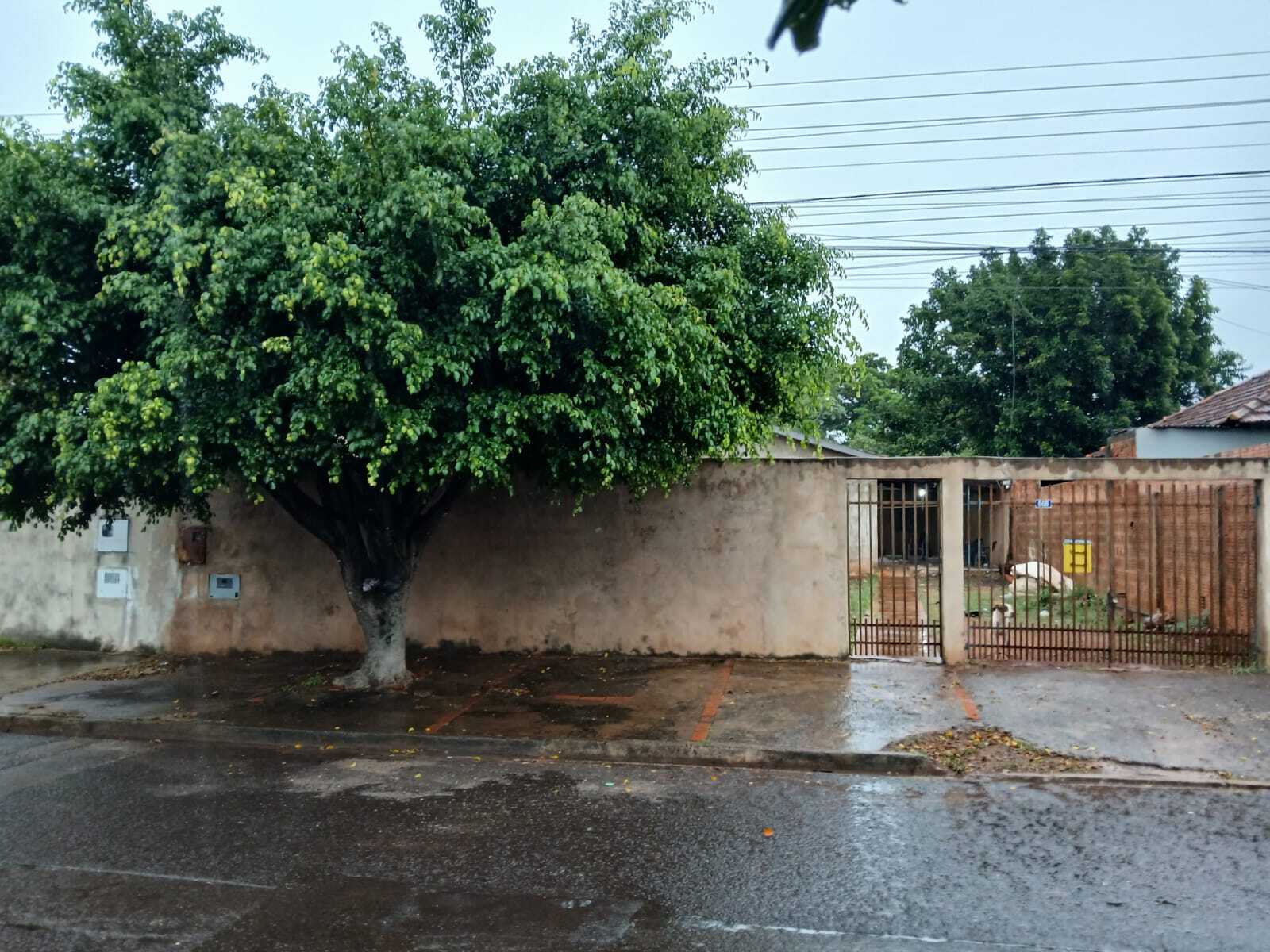 🏡 Excelente Casa a Venda Jardim imá 2 quartos 2 banheiros